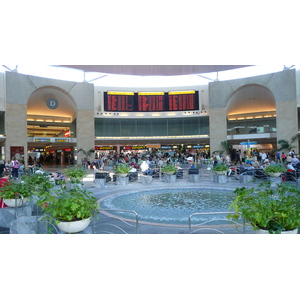 Picture Israel Ben Gurion Airport 2007-06 4 - Sight Ben Gurion Airport