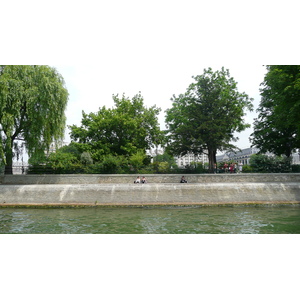 Picture France Paris Seine river 2007-06 207 - Perspective Seine river