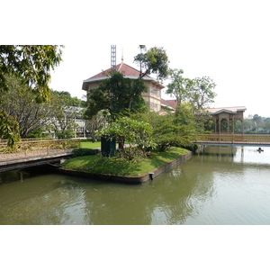 Picture Thailand Bangkok Vimanmek Palace 2011-01 38 - Photographers Vimanmek Palace