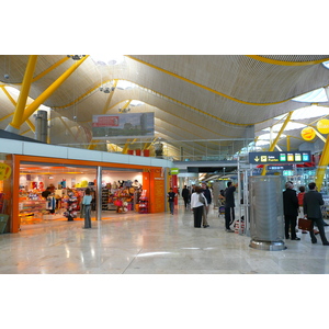 Picture Spain Madrid Barajas Airport 2007-09 60 - Flights Barajas Airport