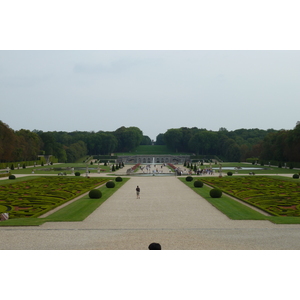 Picture France Vaux Le Vicomte Castle Vaux Le Vicomte Gardens 2010-09 34 - Perspective Vaux Le Vicomte Gardens