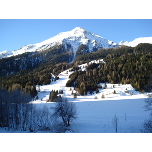 Picture Swiss Chur to St Moritz Road 2007-01 15 - Trail Chur to St Moritz Road