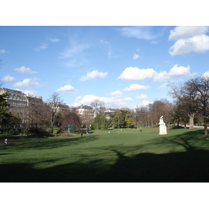 Picture France Paris 8th Arrondissement Monceau Garden 2006-03 1 - Road Map Monceau Garden