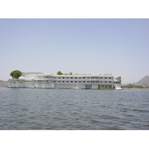 Picture India Udaipur Lake Palace Hotel 2003-05 46 - Sightseeing Lake Palace Hotel