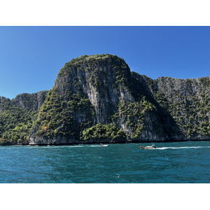 Picture Thailand Phuket to Ko Phi Phi Ferry 2021-12 10 - View Phuket to Ko Phi Phi Ferry