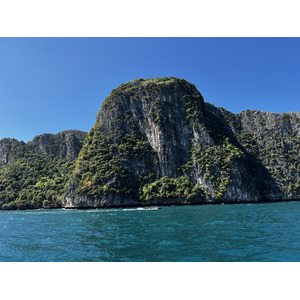 Picture Thailand Phuket to Ko Phi Phi Ferry 2021-12 26 - Perspective Phuket to Ko Phi Phi Ferry