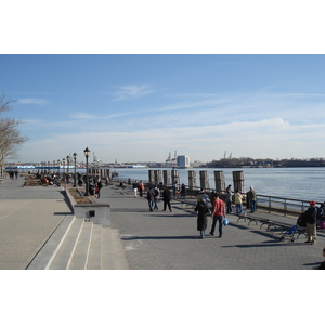 Picture United States New York Battery Park 2006-03 23 - Flight Battery Park