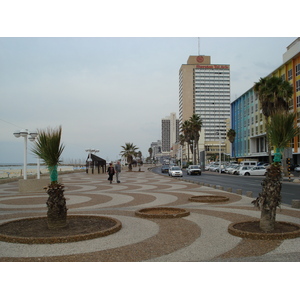 Picture Israel Tel Aviv Tel Aviv Sea Shore 2006-12 14 - Shopping Mall Tel Aviv Sea Shore