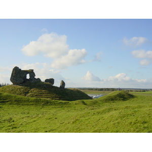 Picture Ireland Clonmacnoise 2003-09 7 - Tourist Clonmacnoise