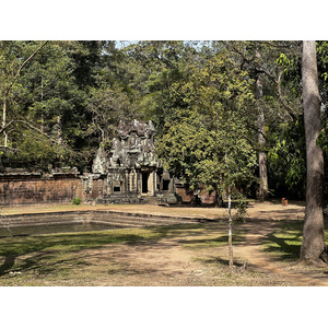 Picture Cambodia Siem Reap Angkor Thom 2023-01 76 - Photographer Angkor Thom