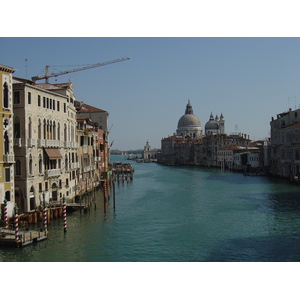 Picture Italy Venice 2005-03 16 - Trail Venice