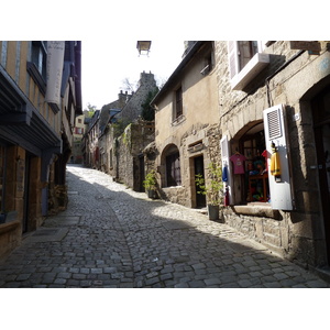 Picture France Dinan Dinan Riverside 2010-04 5 - Flight Dinan Riverside