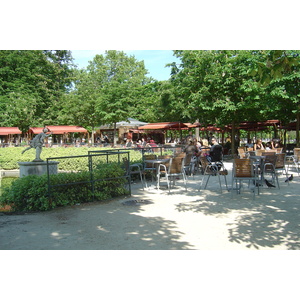 Picture France Paris Garden of Tuileries 2007-05 312 - Trail Garden of Tuileries