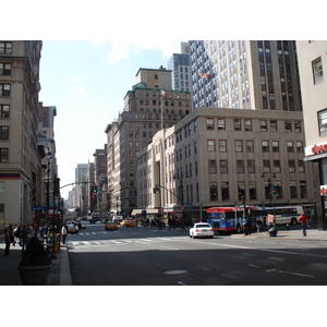 Picture United States New York down the 5th Avenue 2006-03 81 - Shopping Mall down the 5th Avenue