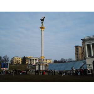 Picture Ukraine Kiev Kreschatyk Street 2007-03 76 - Shopping Mall Kreschatyk Street