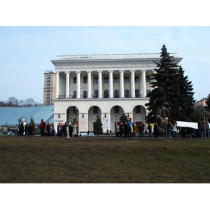 Picture Ukraine Kiev Kreschatyk Street 2007-03 56 - Visit Kreschatyk Street