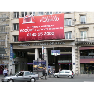 Picture France Paris La Madeleine 2007-05 10 - Store La Madeleine