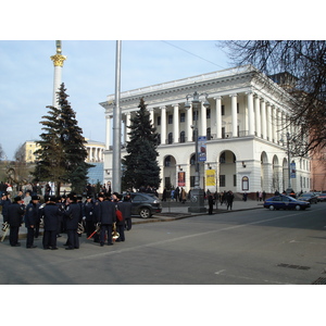 Picture Ukraine Kiev Kreschatyk Street 2007-03 33 - Perspective Kreschatyk Street