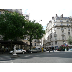 Picture France Paris 17th Arrondissement Avenue de Wagram 2007-05 19 - Map Avenue de Wagram