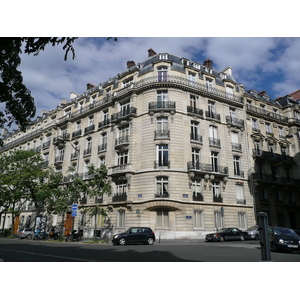 Picture France Paris 17th Arrondissement Avenue de Wagram 2007-05 31 - Views Avenue de Wagram