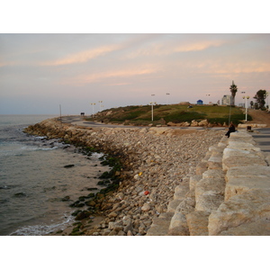 Picture Israel Tel Aviv Tel Aviv Sea Shore 2006-12 254 - Shopping Mall Tel Aviv Sea Shore