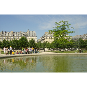 Picture France Paris Garden of Tuileries 2007-05 130 - Tourist Garden of Tuileries