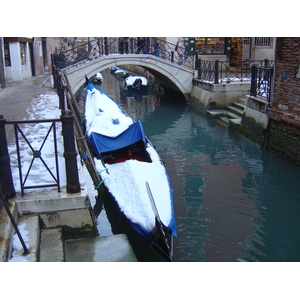 Picture Italy Venice 2005-03 230 - Car Venice