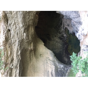 Picture France Fontaine-de-Vaucluse 2017-08 42 - Flight Fontaine-de-Vaucluse