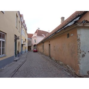 Picture Estonia Tallinn Old Tallinn 2009-04 59 - Road Old Tallinn