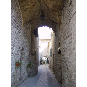 Picture Italy Assisi 2002-07 28 - Store Assisi