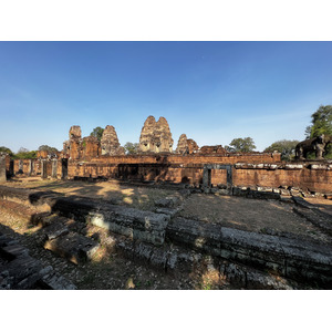 Picture Cambodia Siem Reap Eastern Mebon 2023-01 13 - Photographers Eastern Mebon