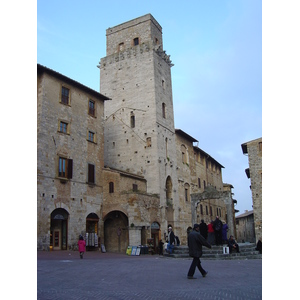 Picture Italy San Gimignano 2004-03 19 - Sightseeing San Gimignano