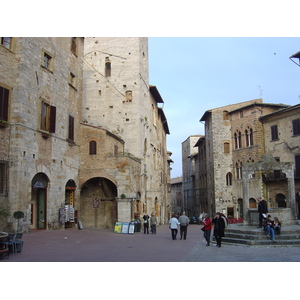 Picture Italy San Gimignano 2004-03 6 - Flights San Gimignano