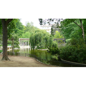 Picture France Paris Monceau Garden 2007-06 26 - View Monceau Garden