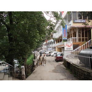 Picture Pakistan Murree 2006-08 116 - Shopping Mall Murree