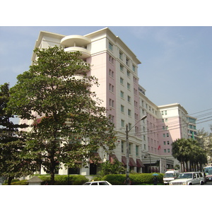 Picture Myanmar Yangon Park Royal Hotel 2005-01 6 - Sightseeing Park Royal Hotel