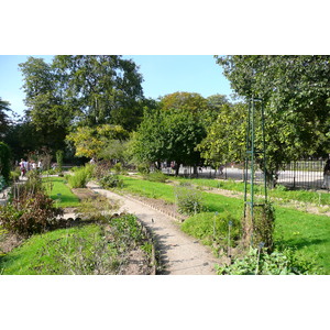 Picture France Paris Jardin des Plantes 2007-08 87 - Perspective Jardin des Plantes