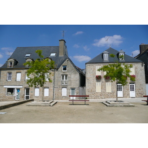 Picture France Pontivy 2007-08 24 - Store Pontivy