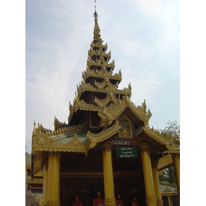 Picture Myanmar Yangon Shwedagon Pagoda 2005-01 37 - Flight Shwedagon Pagoda