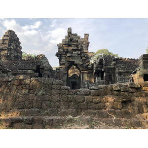 Picture Cambodia Siem Reap Banteay Kdei 2023-01 21 - Photographers Banteay Kdei