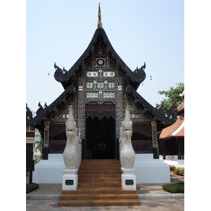 Picture Thailand Chiang Mai Inside Canal Wat Chediluang Varaviharn temple 2006-04 5 - Photos Wat Chediluang Varaviharn temple