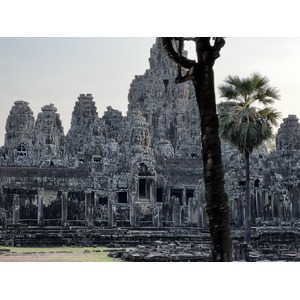 Picture Cambodia Siem Reap Bayon 2023-01 91 - Perspective Bayon