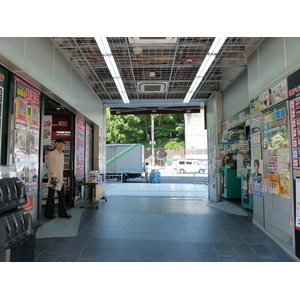 Picture Japan Tokyo Ueno 2010-06 3 - Shopping Mall Ueno