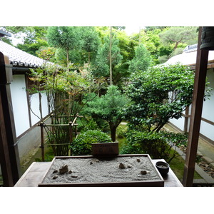 Picture Japan Kyoto Ryoanji Temple 2010-06 103 - Photographer Ryoanji Temple