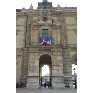 Picture France Paris Louvre 2007-05 52 - Tourist Louvre