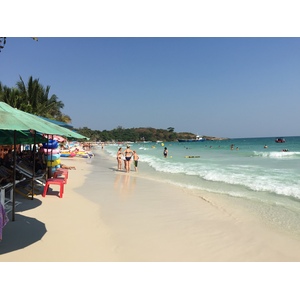 Picture Thailand Koh Samet 2016-01 53 - Shopping Mall Koh Samet