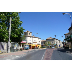 Picture France Provence Beaucaire to pont du gard road 2008-04 14 - Picture Beaucaire to pont du gard road