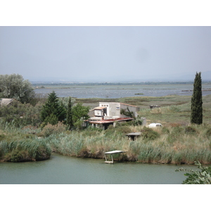 Picture France Camargue 2006-06 13 - Perspective Camargue