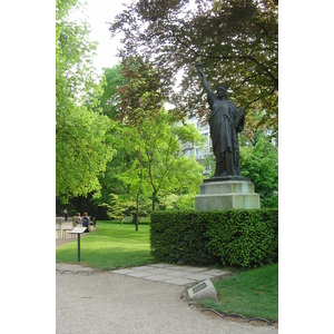 Picture France Paris Luxembourg Garden 2007-04 183 - Perspective Luxembourg Garden