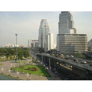 Picture Thailand Bangkok Sky Train 2004-12 87 - Store Sky Train